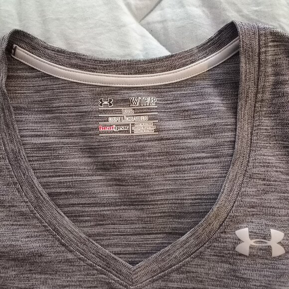 Under Armour Ladies XS Tech Tee - Picture 2 of 3